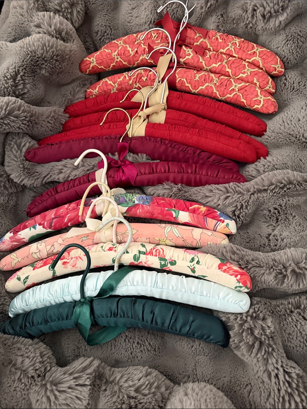 13 Vintage Satin Padded Hanger Set in Red, Burgundy, Pink, Cream, Blue, Green